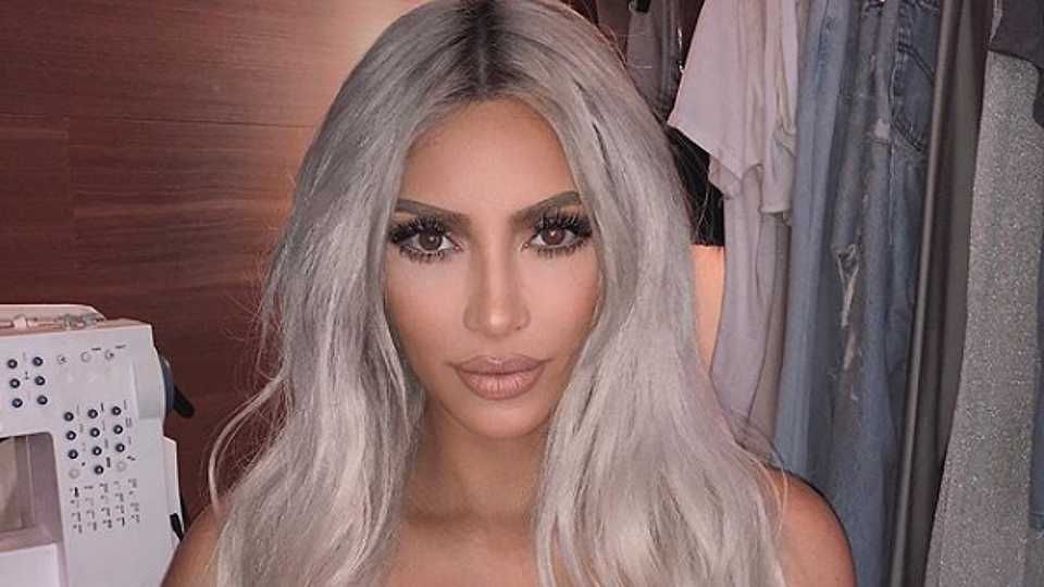 Kim Kardashian's Baby Blue Hair: Fans React to the Bold New Look - wide 7